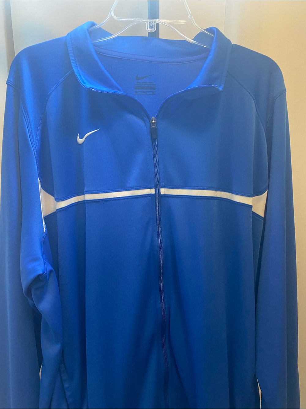 Nike Men’s Royal Blue Full-Zip Performance Jacket with White Stripe - Picture 2 of 7